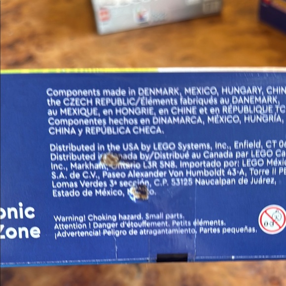 Factory sealed, New in box LEGO Sonic the Hedgehog Green Hill Zone Set - Picture 4 of 8